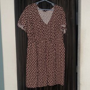 Torrid size 2 Geometric Patterned midi pocketed Dress